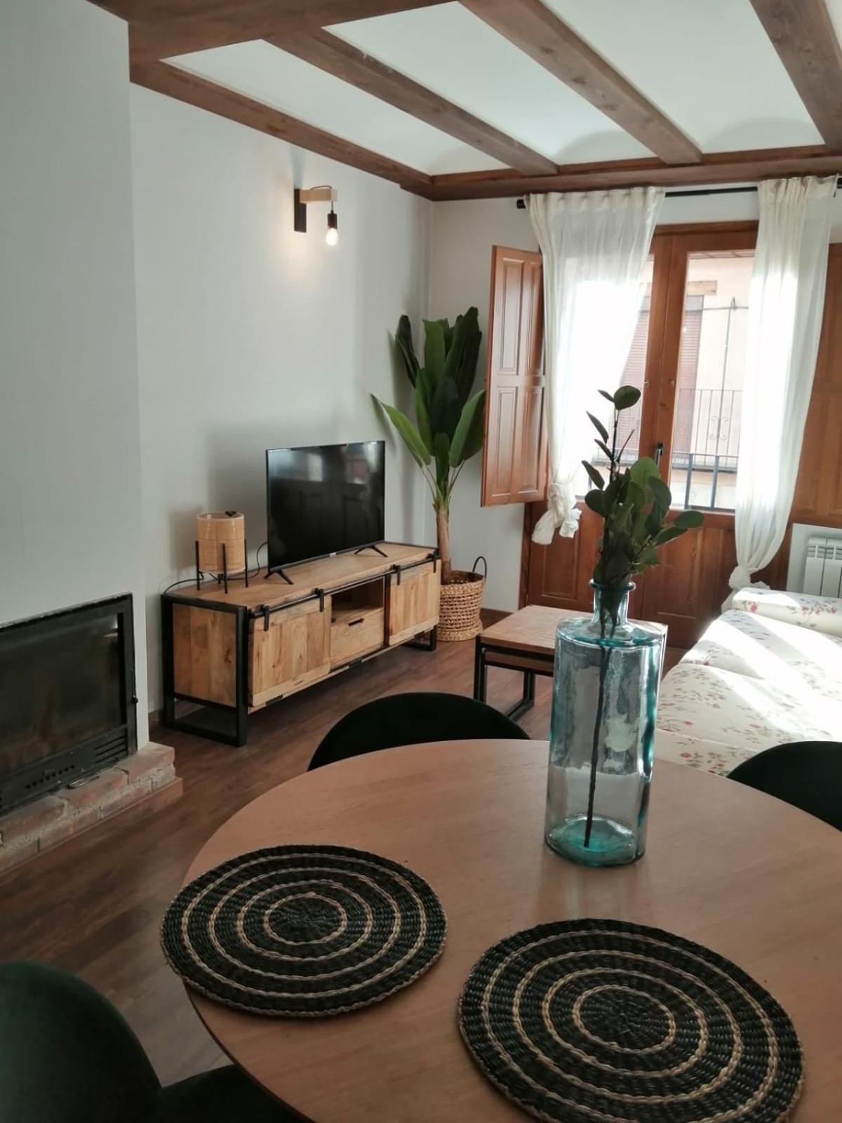 Apartamentos Casa Meme Mora de Rubielos Εξωτερικό φωτογραφία