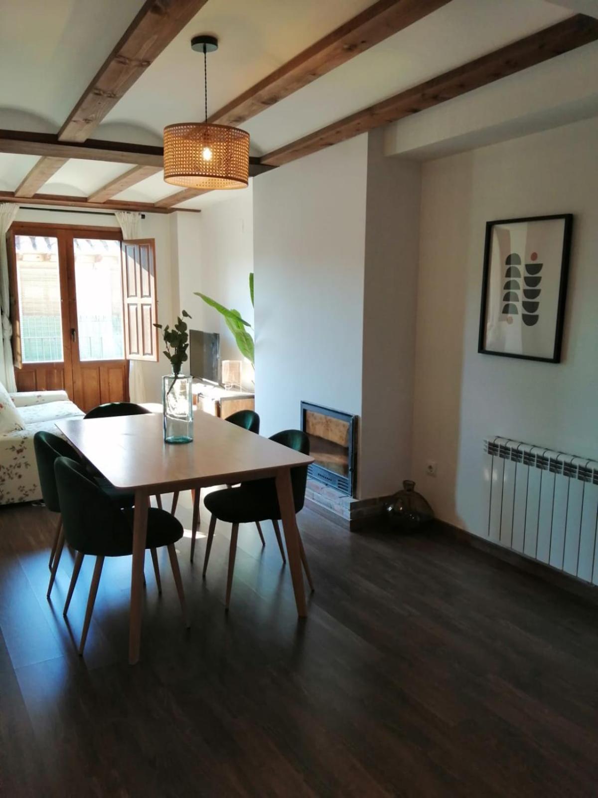 Apartamentos Casa Meme Mora de Rubielos Εξωτερικό φωτογραφία