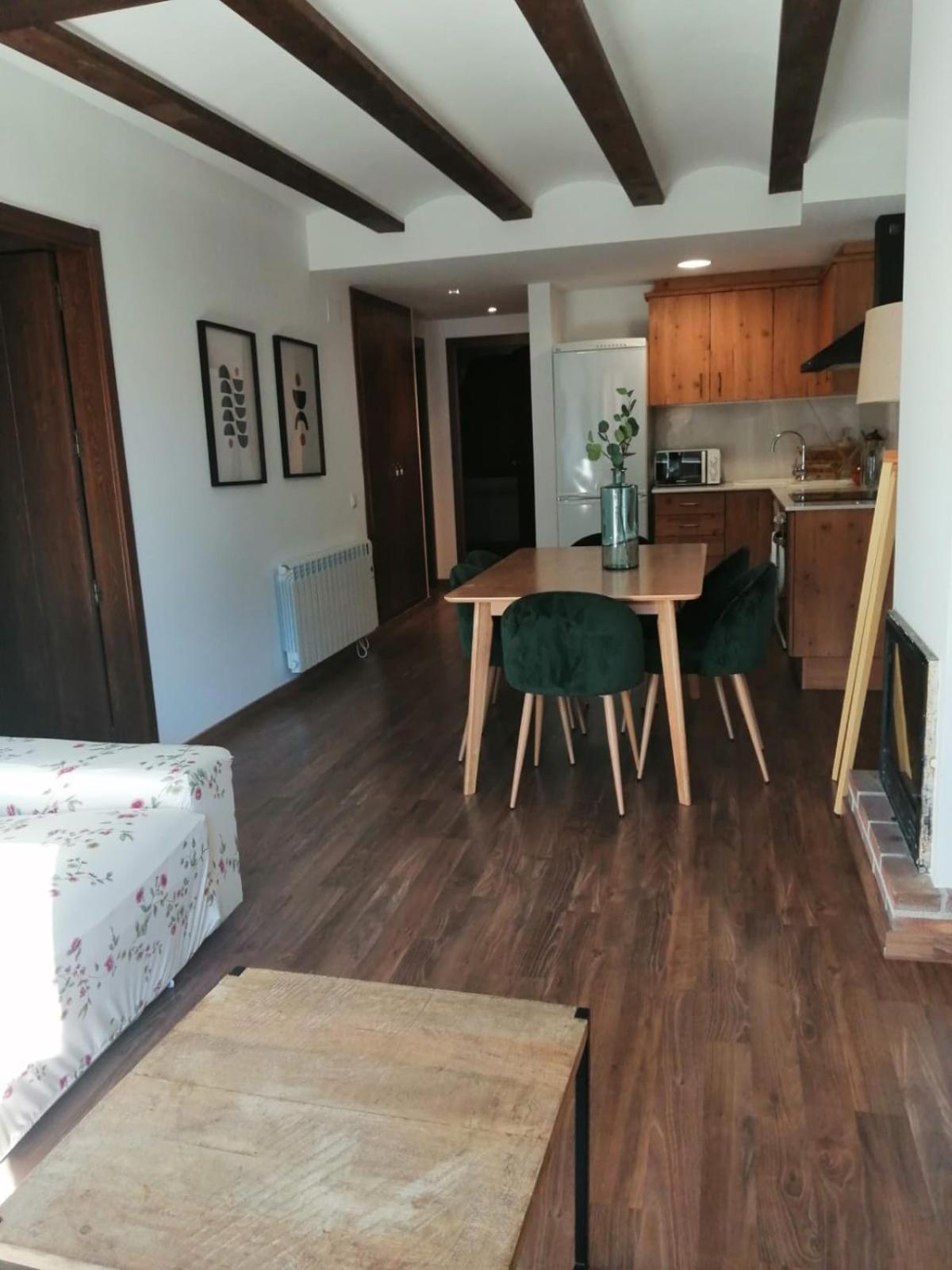 Apartamentos Casa Meme Mora de Rubielos Εξωτερικό φωτογραφία